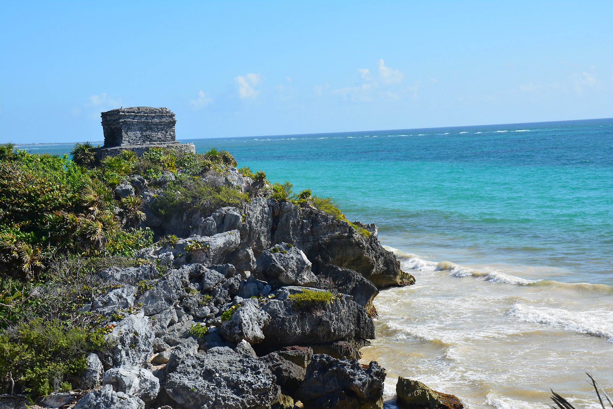 Fatal Incident in Tulum: Mexican Tourist Killed in Resort