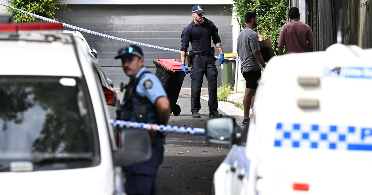 "Alleged Murders and Missing Persons: Australian Police Officer's Crime of Passion"