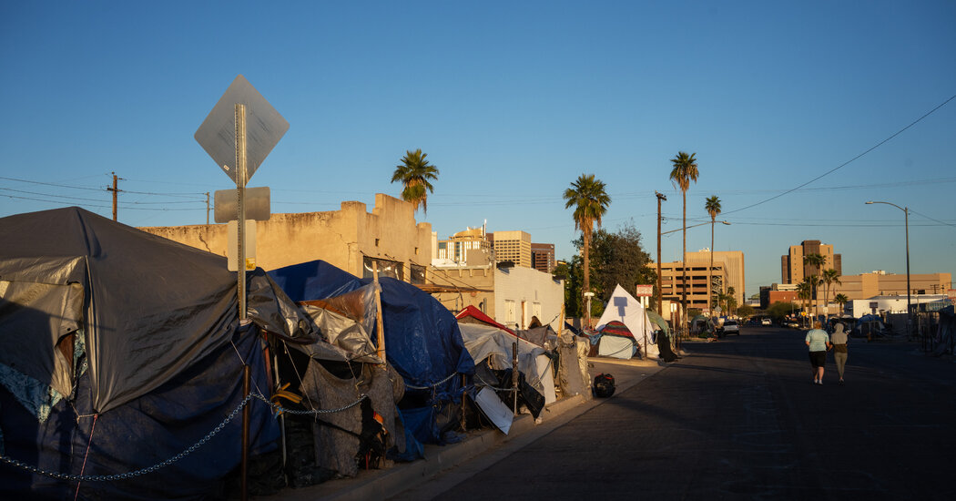 Rising Cost of Living Drives Surge in US Homelessness