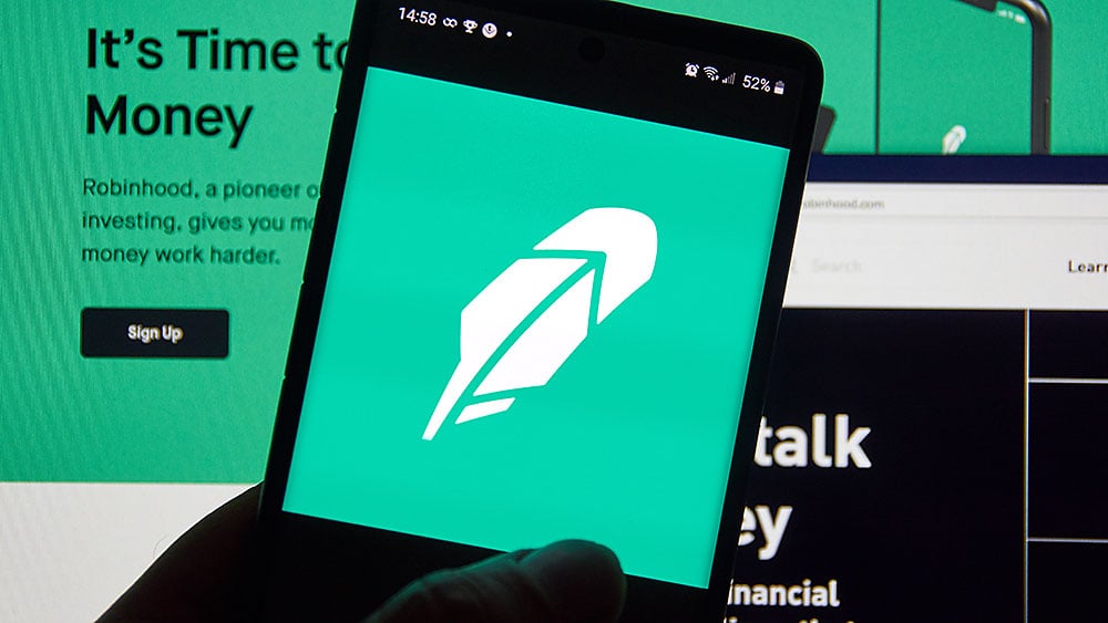 "Robinhood's Surging Stock and Crypto Revenue Propel Company to Surprise Profit"