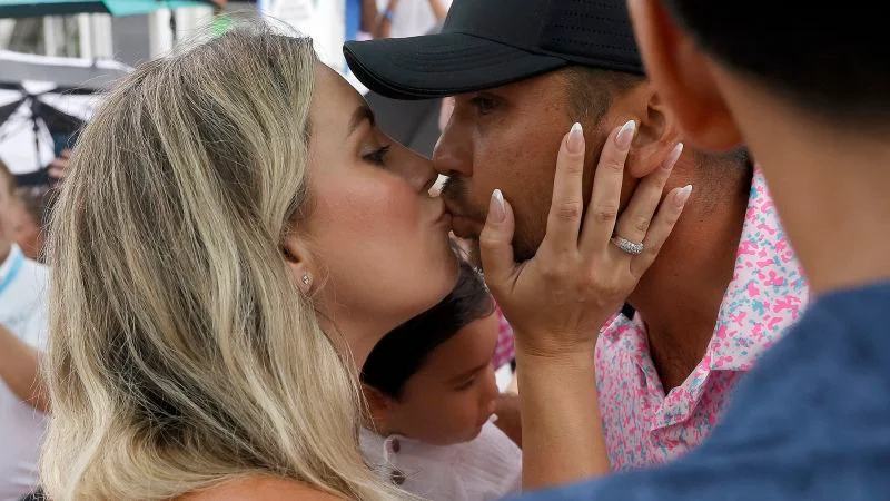 Jason Day's Emotional Return to Victory on PGA Tour After 5 Years.