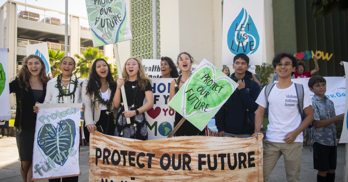 Featured image for Hawaii Reaches Historic Climate Settlement with Youth Activists