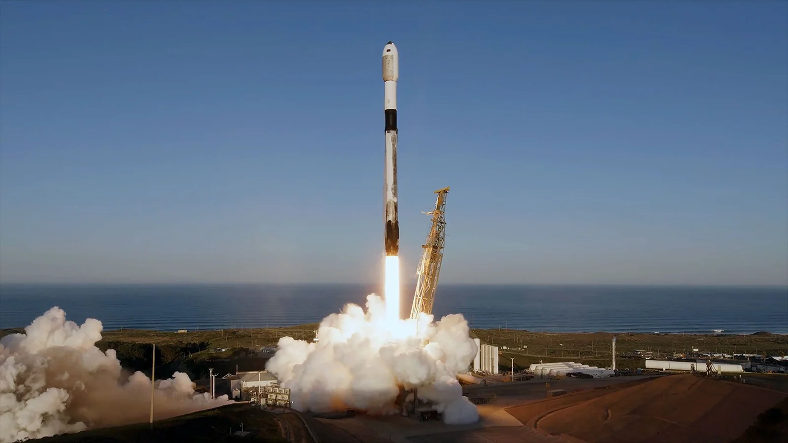 Falcon 9 Could Return to Flight by Feb 16 After Series of Upper-Stage Anomalies