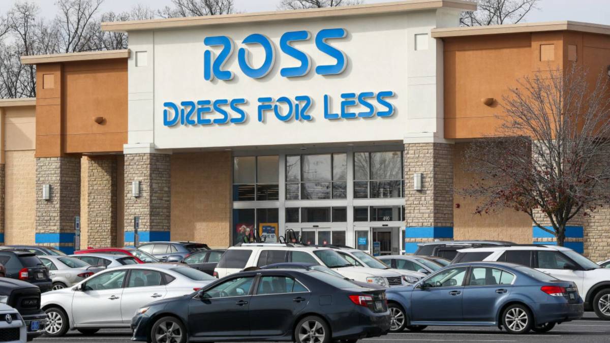 Featured image for Ross Stores Withdraws Forecasts Amid Tariff-Driven Uncertainty