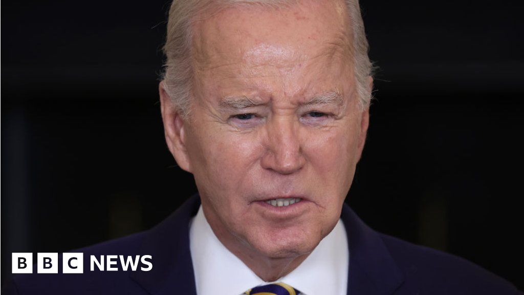 Featured image for Border Bill Falters: Biden and Trump Trade Blame