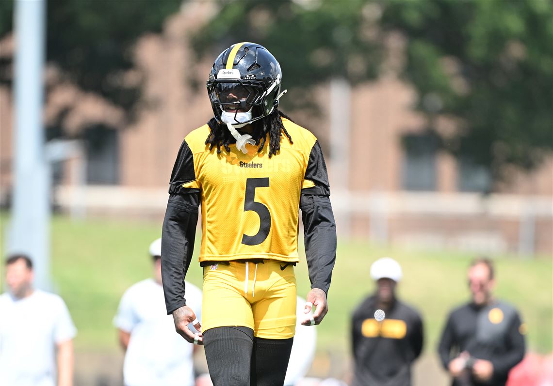 Featured image for Steelers Training Camp Highlights: Defense, Rodgers, and Weather Impact