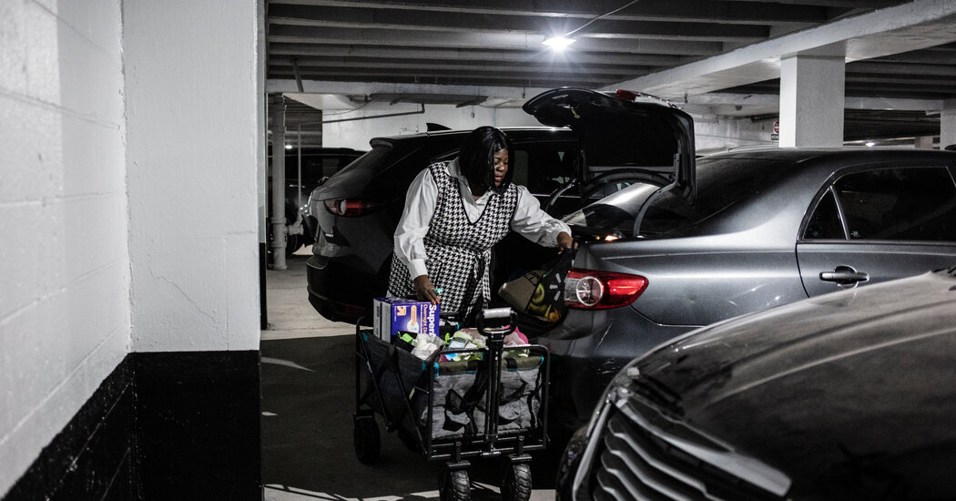 Featured image for New York's Millionaires Thrive While Others Flee