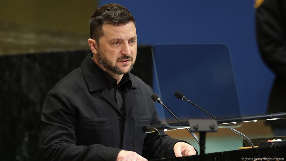 Zelenskyy Threatens Kremlin, Open to Exit if War Ends