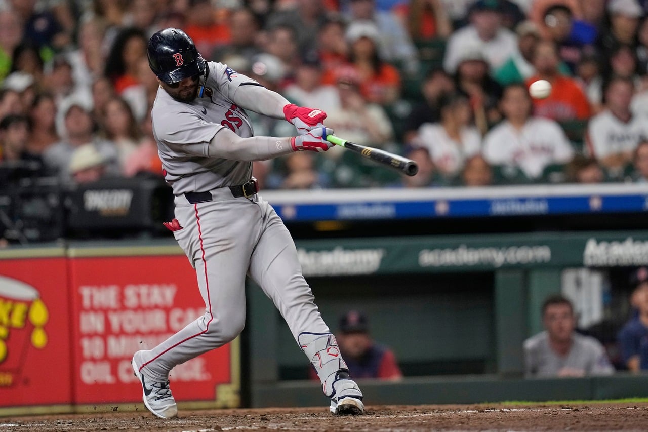 Featured image for Red Sox Dominate Astros in 14-1 Victory with Rookies' Homers and May's Mastery