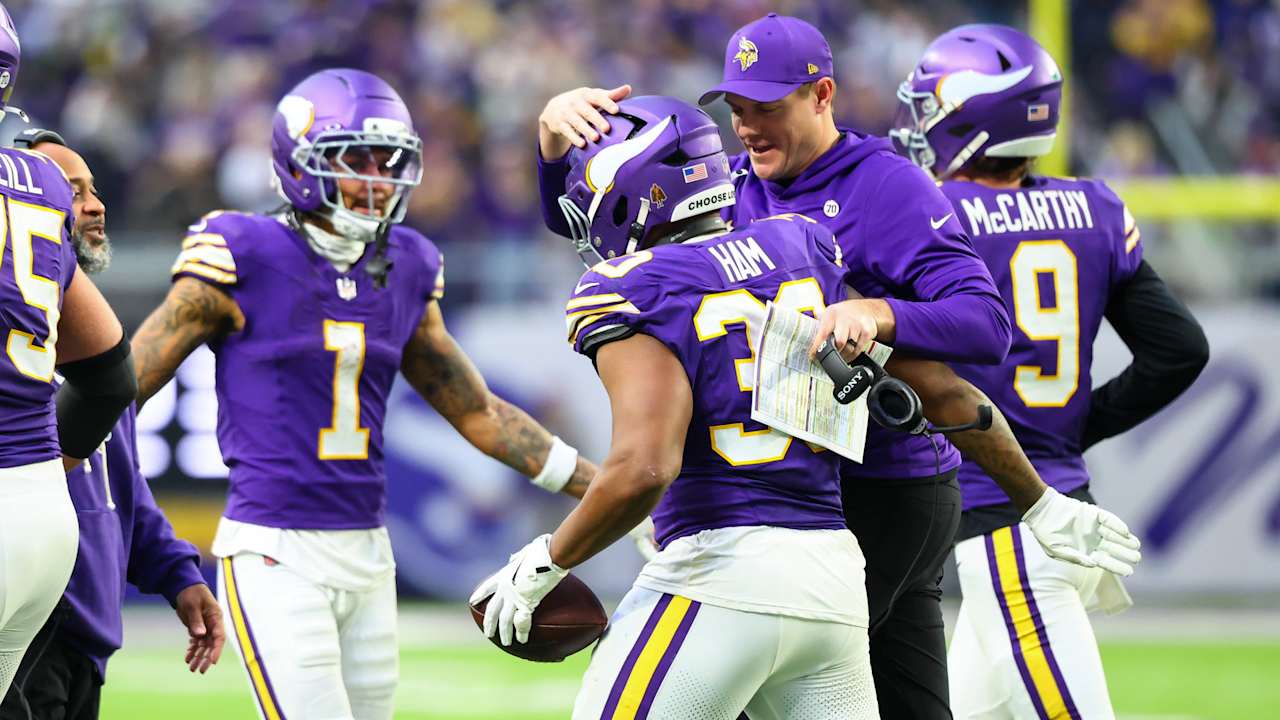 Featured image for Vikings Honor C.J. Ham and Harrison Smith in Season Finale