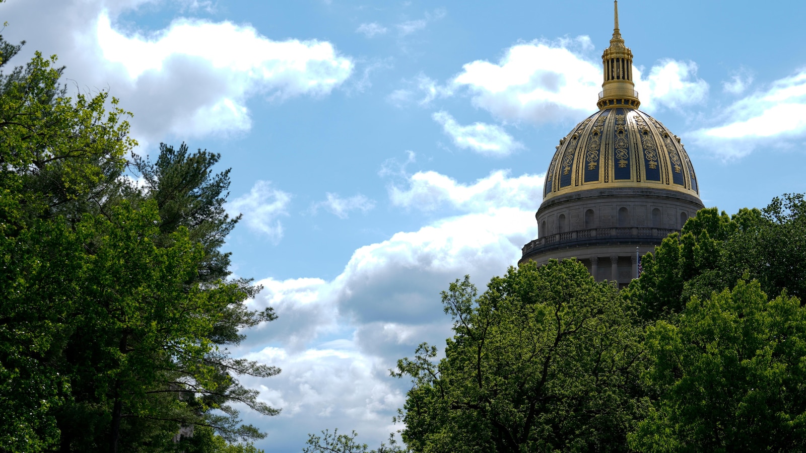 Featured image for West Virginia Legislature Wraps Up Session with Pay Raises, Tax Cut, and Key Bill Passage