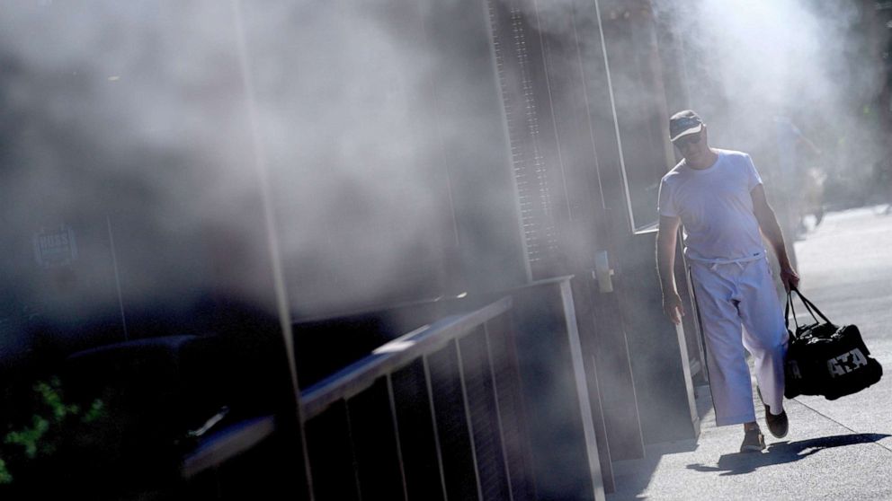 Record-breaking heat wave engulfs US, raising concerns about climate change