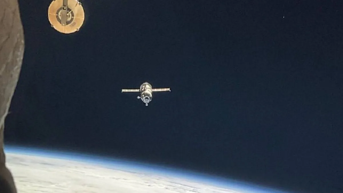 "Russian Cargo Ship Departs ISS, Disintegrates in Atmosphere"