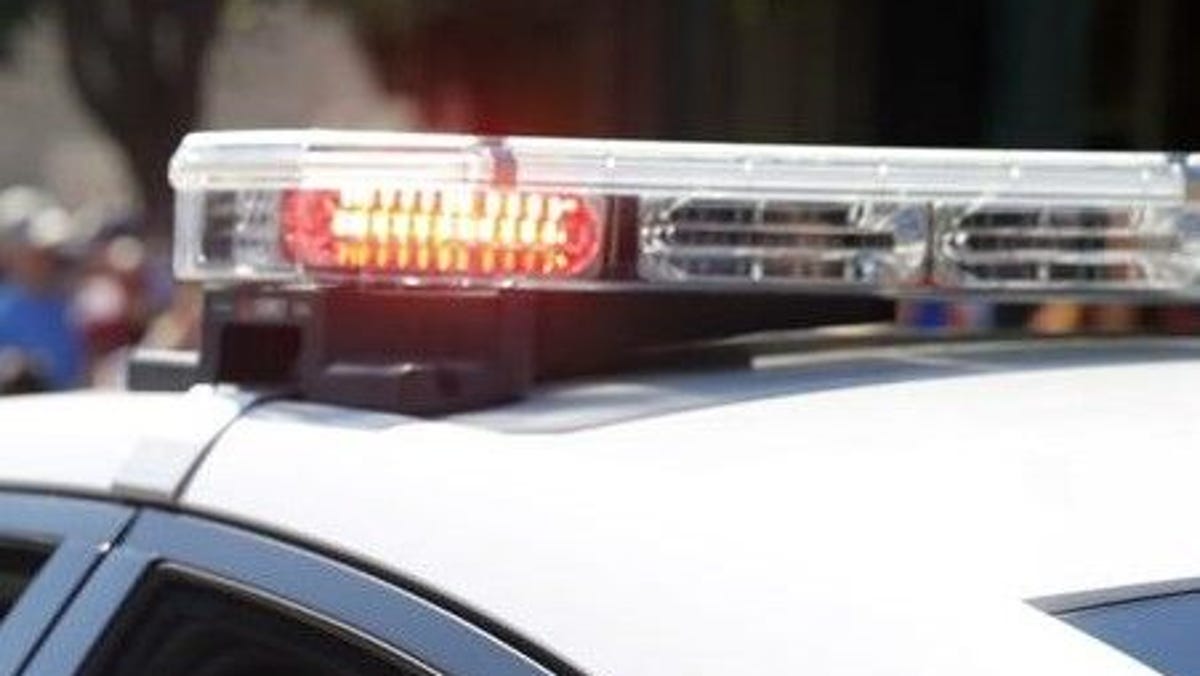 Featured image for Indiana 37 closed due to fatal crash between Bedford and Bloomington.