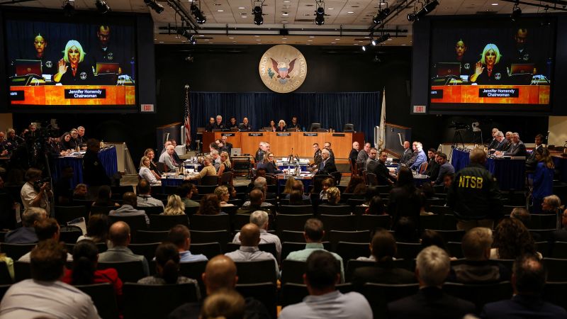 Featured image for NTSB Highlights Helicopter's High Altitude and Last-Minute Warning Before D.C. Crash