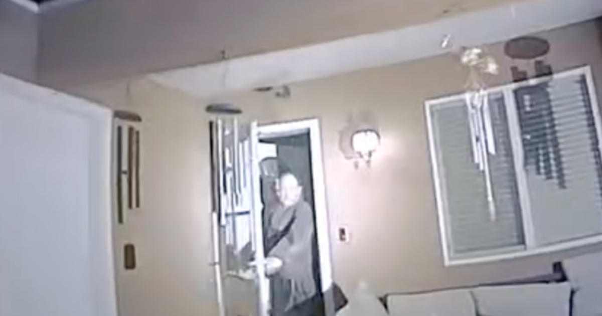 "No Charges for New Mexico Officers in Fatal Shooting at Wrong Address"