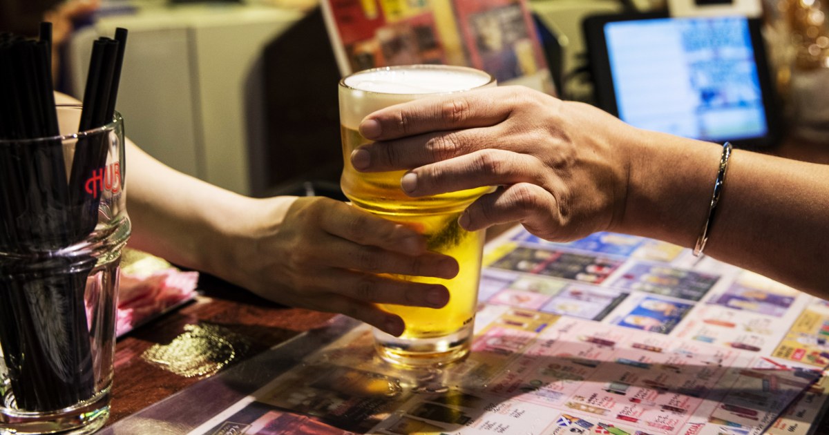 Featured image for Lower alcohol tolerance in East Asians linked to higher stomach cancer risk.