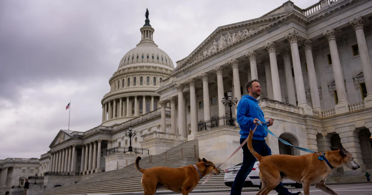 Senate Stalls as Government Shutdown Approaches Third Week