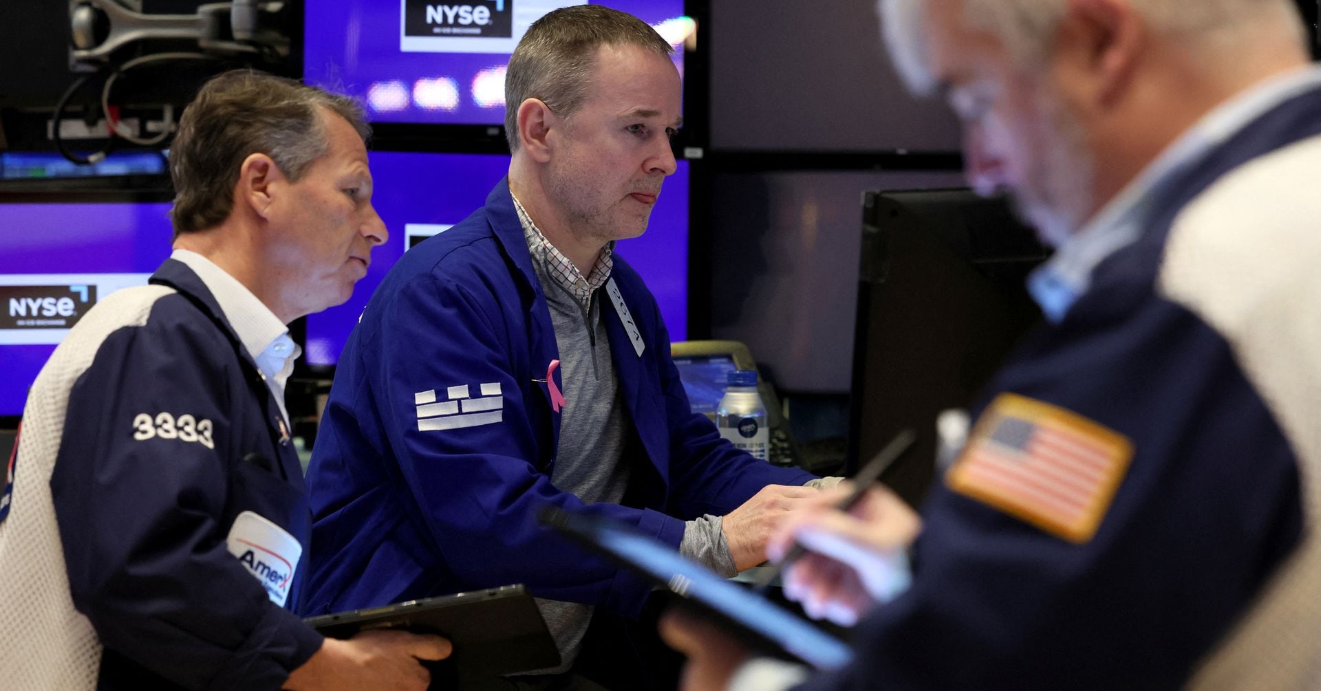 "Nvidia's Earnings Loom, Tech Stocks Drag Market Lower"