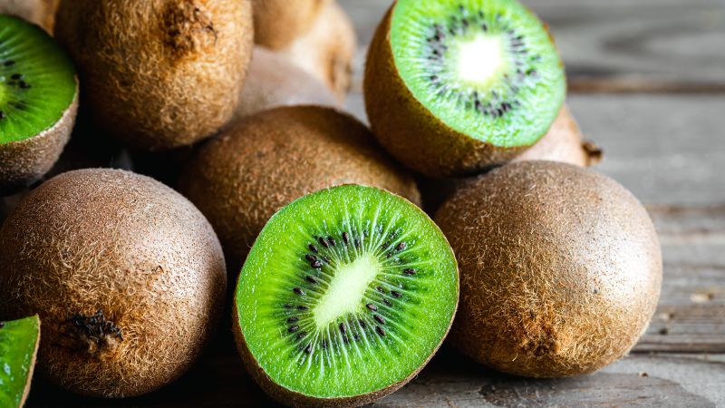 Featured image for Eating Kiwis and Mineral Water May Relieve Chronic Constipation, New Guidelines Suggest