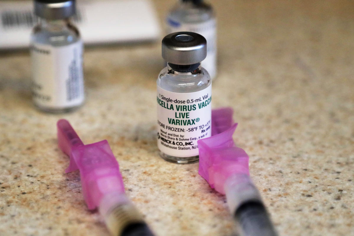 "UK Experts Advise Chickenpox Vaccine for Children, Catching Up with Other Countries"