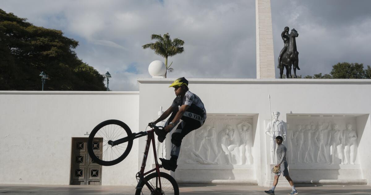 Featured image for U.S. Military Movements in South America Spark Uncertainty and Debate