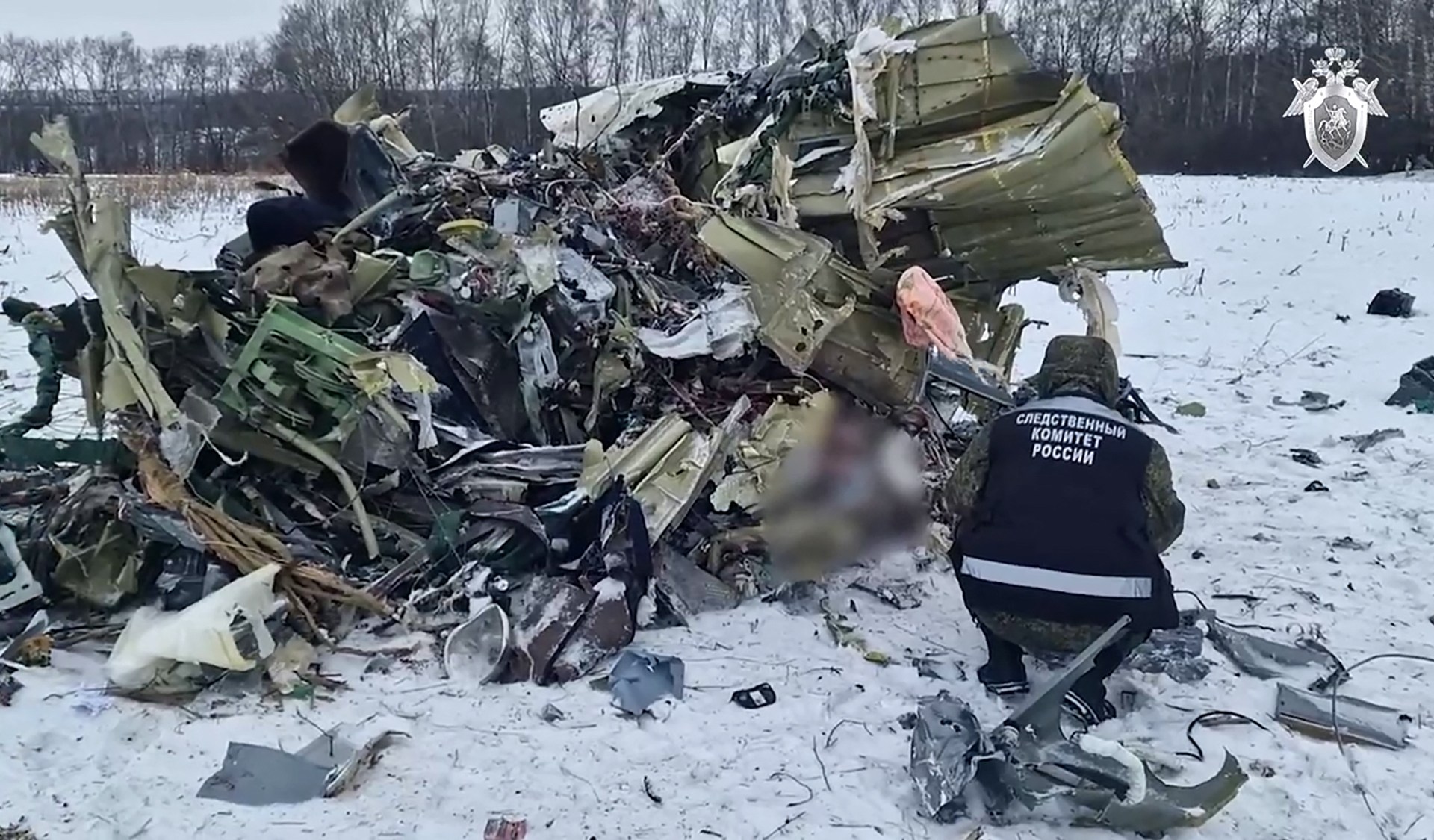 Featured image for "Ukraine-Russia Standoff: Dispute Over Military Plane Crash Victims"