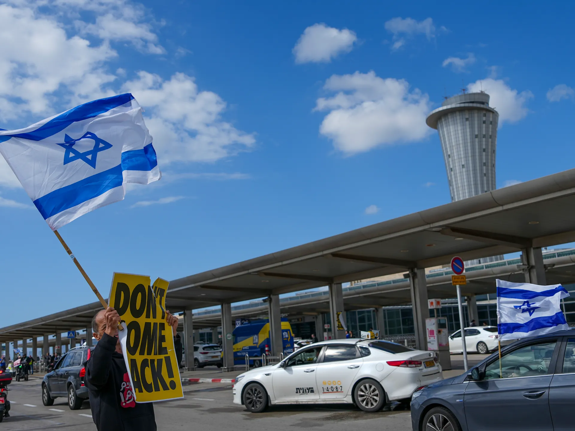 Israeli Protests Escalate as Netanyahu Rejects Compromise and Controversial Judicial Reform Continues