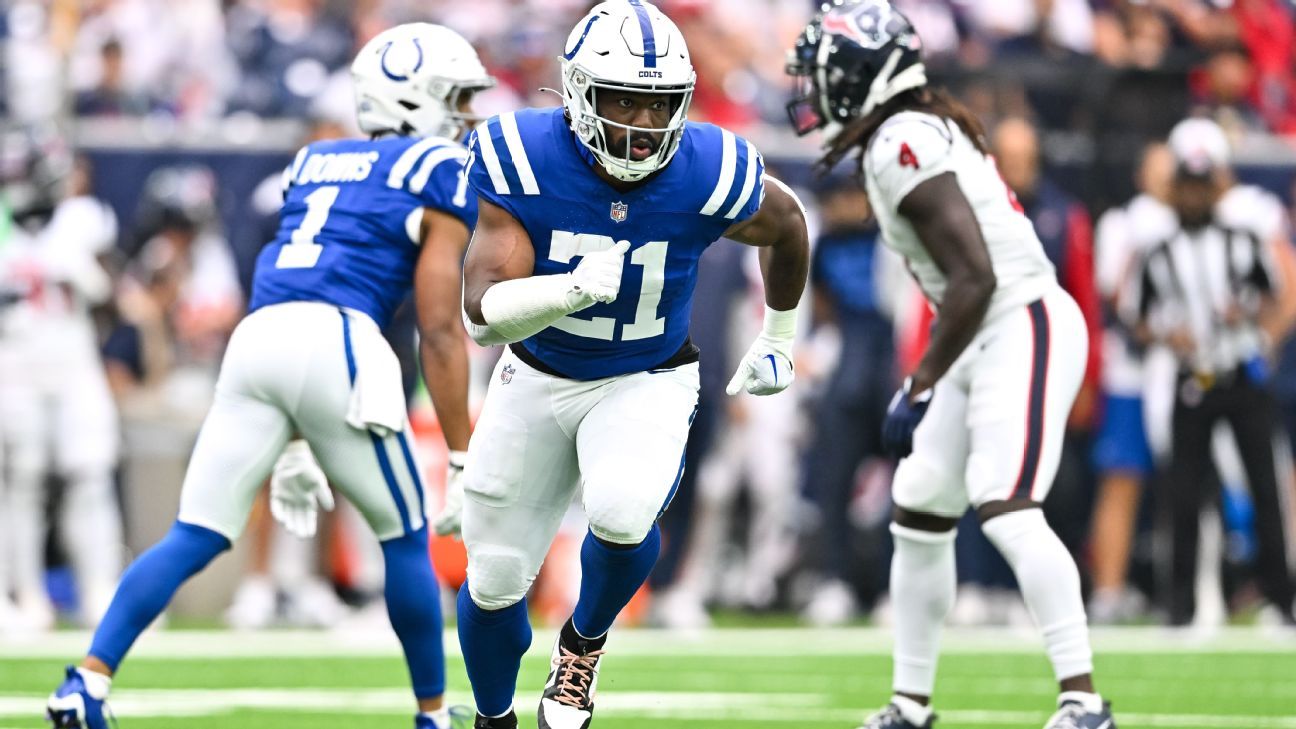 "Fantasy Football Updates: RBs Shine, Waiver Wire Picks, and Injury News"