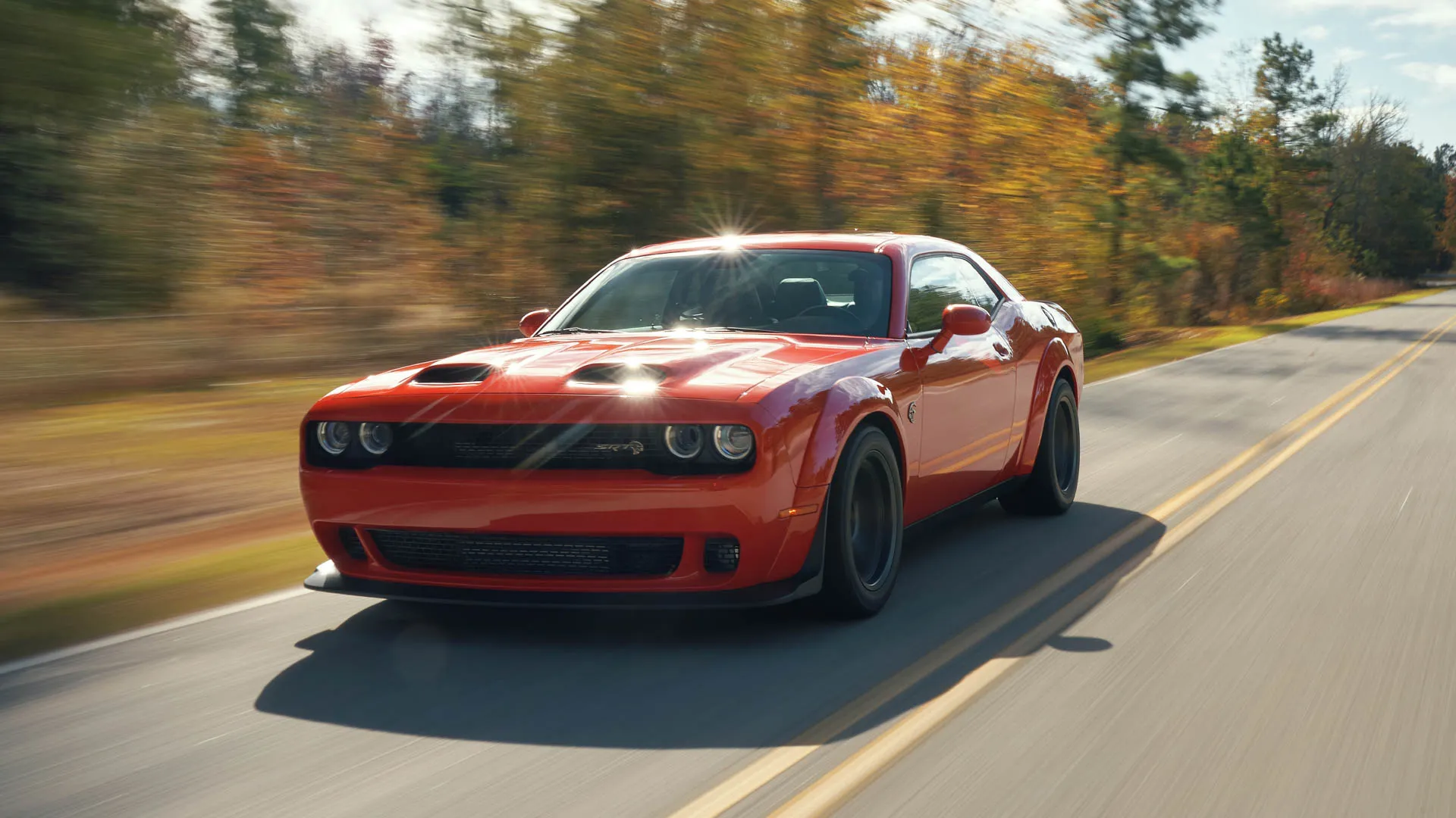 Featured image for Manual Dodge Challenger Hellcat Returns for Limited Time