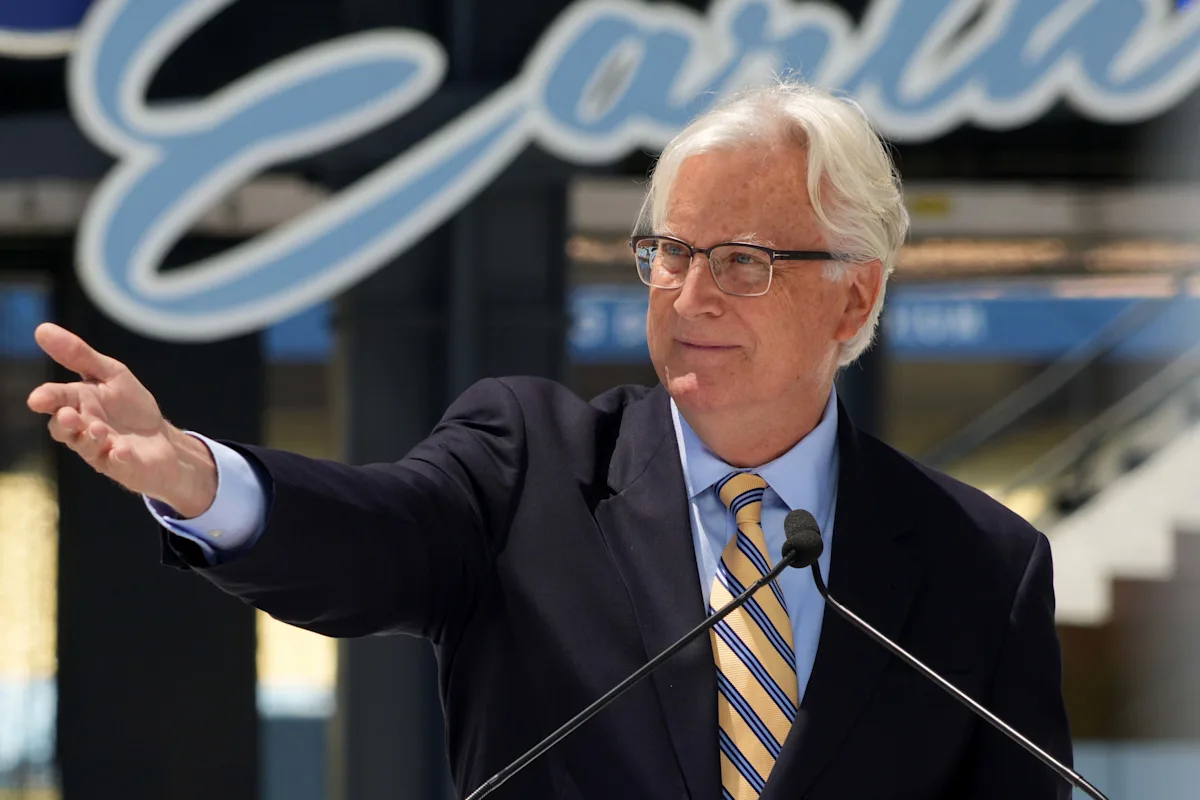 Featured image for Buss Family to Sell Majority Lakers Stake to Mark Walter in $10 Billion Deal