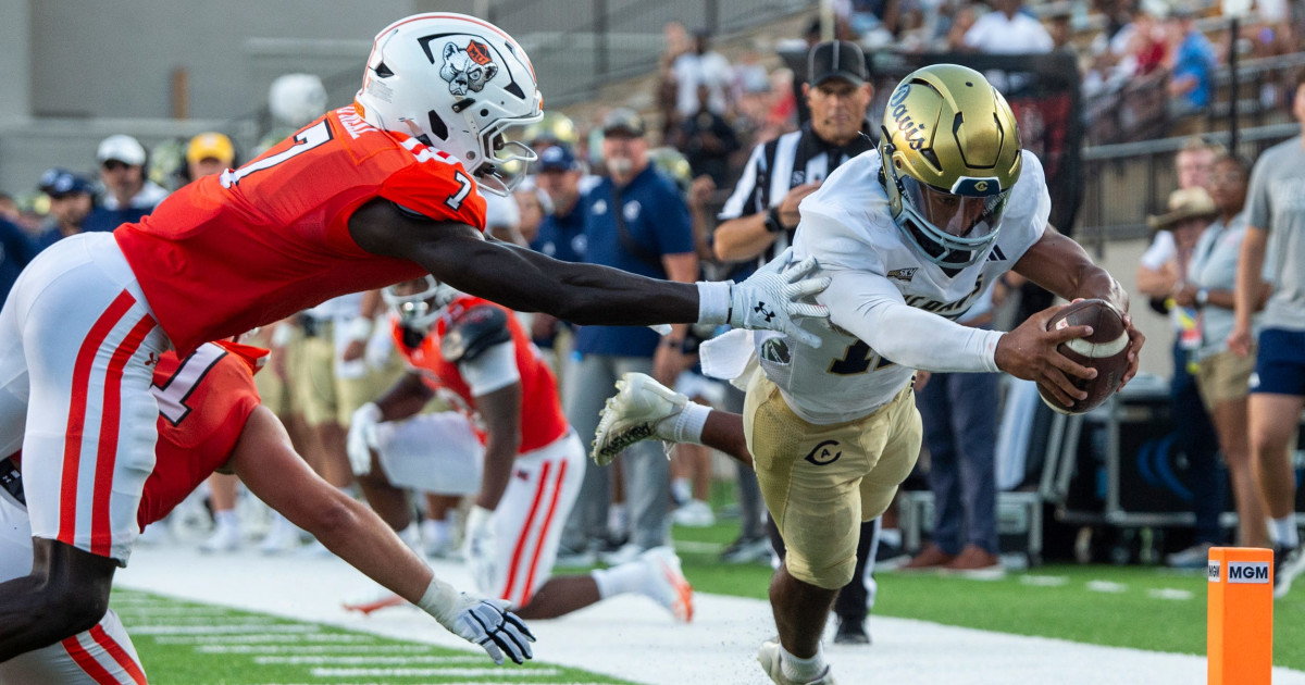 Featured image for College Football Games Canceled or No Contest Due to Weather Delays