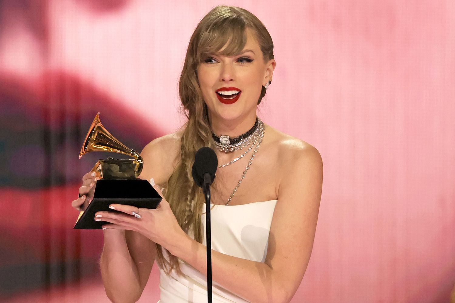 "Taylor Swift's Grammy Win Sparks Speculation About New Album's Ex-References"