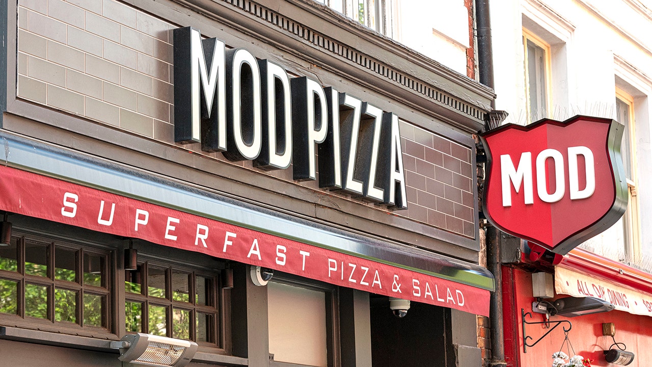 Featured image for "MOD Pizza Abruptly Shuts Down Multiple Locations Across the U.S."
