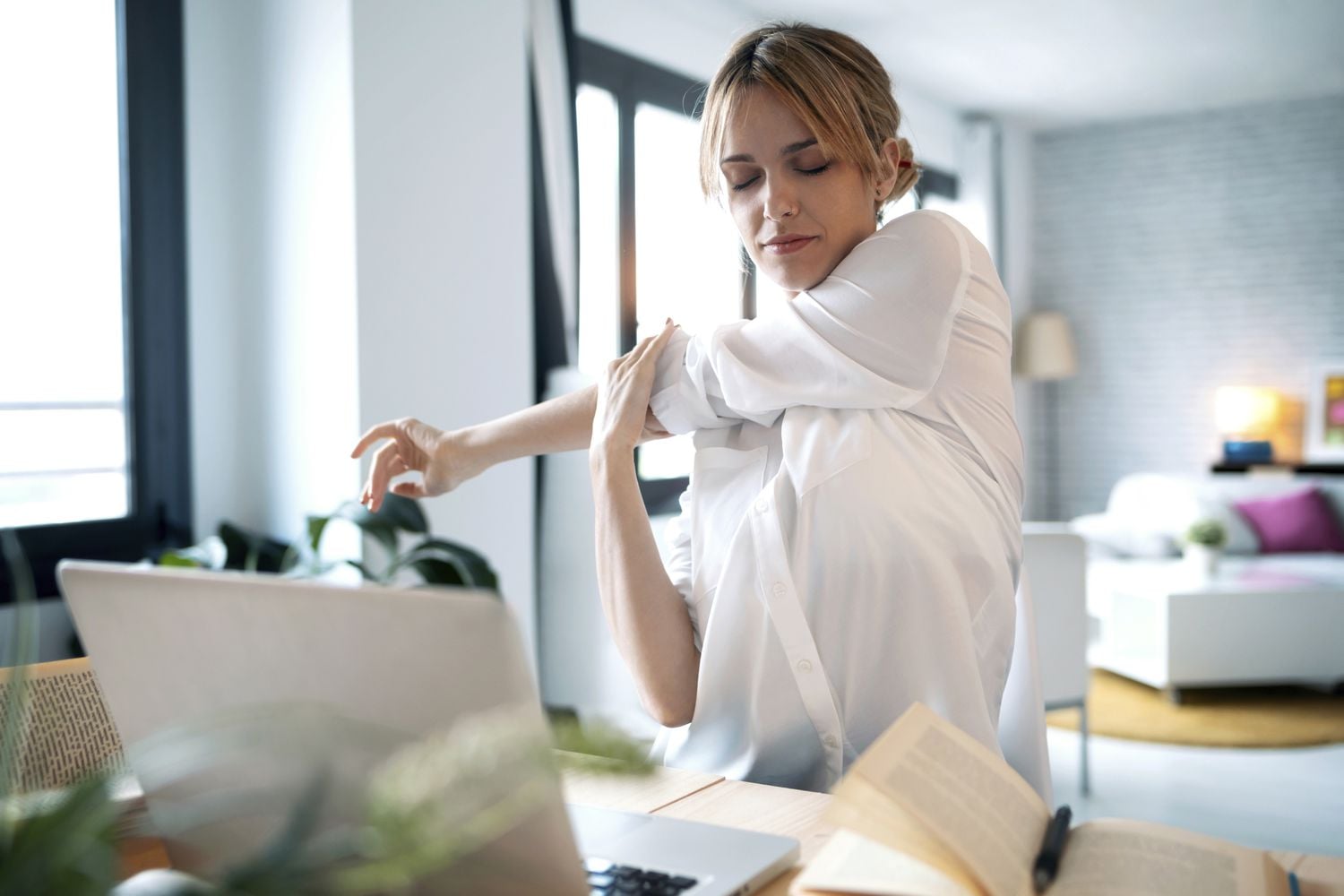 Featured image for "Identifying and Testing for Low Magnesium Symptoms: Mild or Chronic"