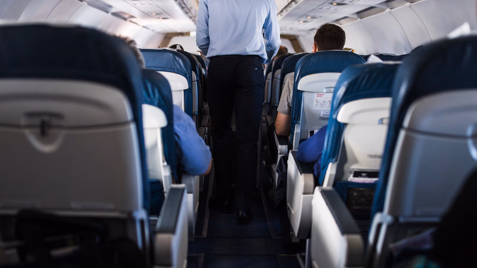 Thanksgiving Travel Soars with Record Flights and NFL Action