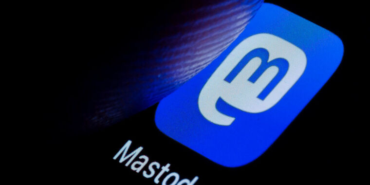Mastodon streamlines sign-up process to attract new users.