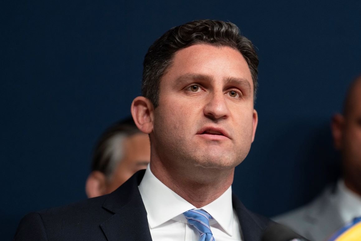 "Protests and Antisemitism Concerns Ensnare California Lawmakers Amid Gaza Tensions"