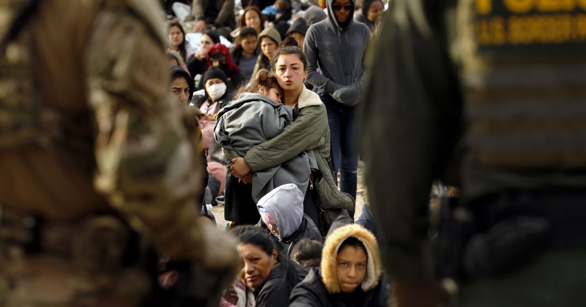Title 42 end leads to decrease in border crossings, data shows.