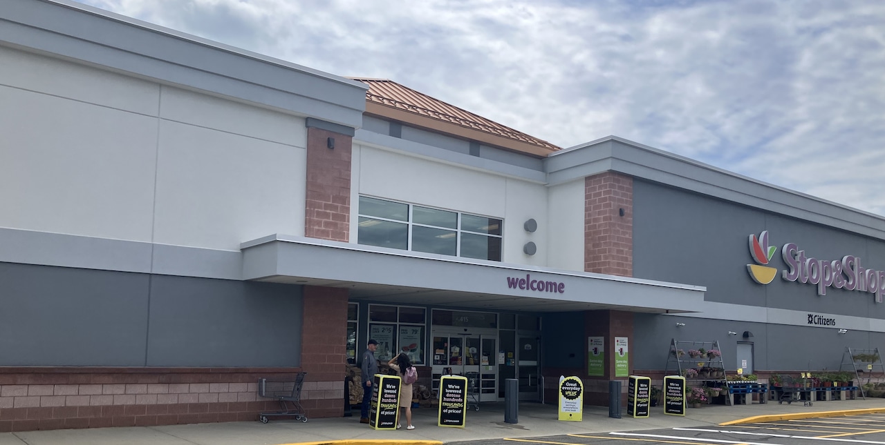 Featured image for Stop & Shop to Close 32 Stores Nationwide, Including 7 in NY