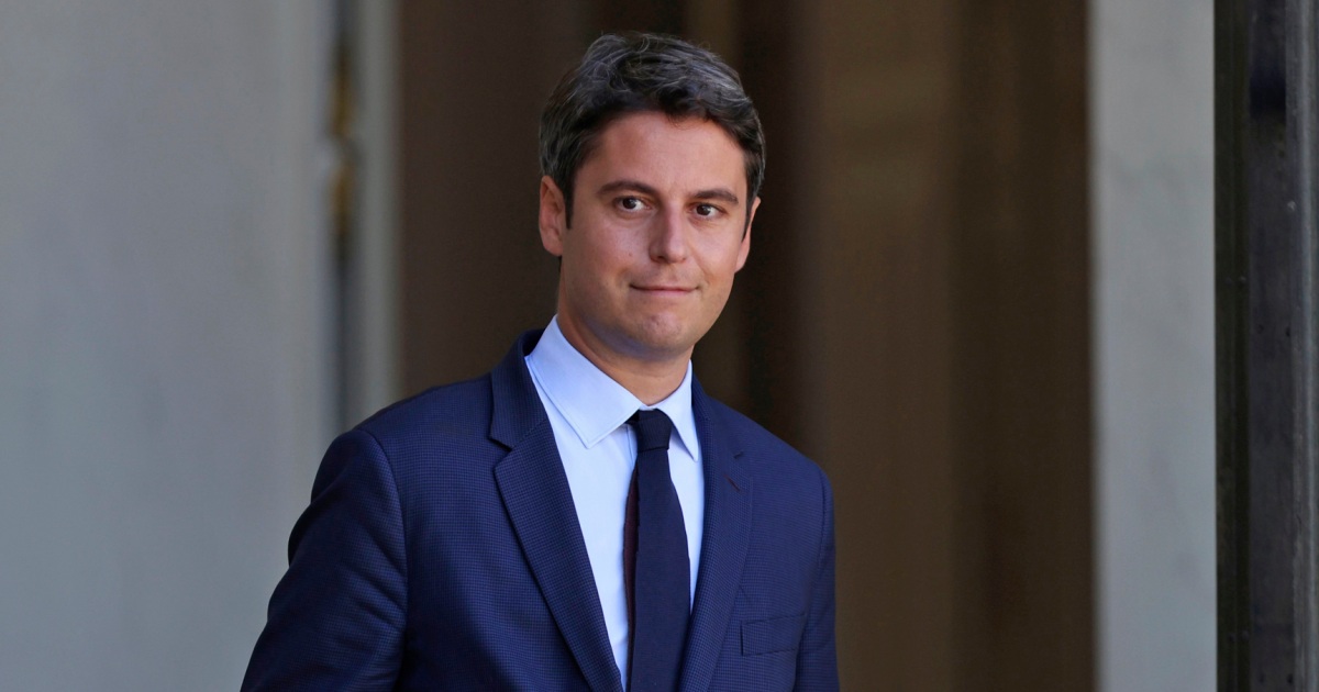 Featured image for Macron Accepts PM Attal's Resignation, Keeps Him as Caretaker Amid Uncertainty