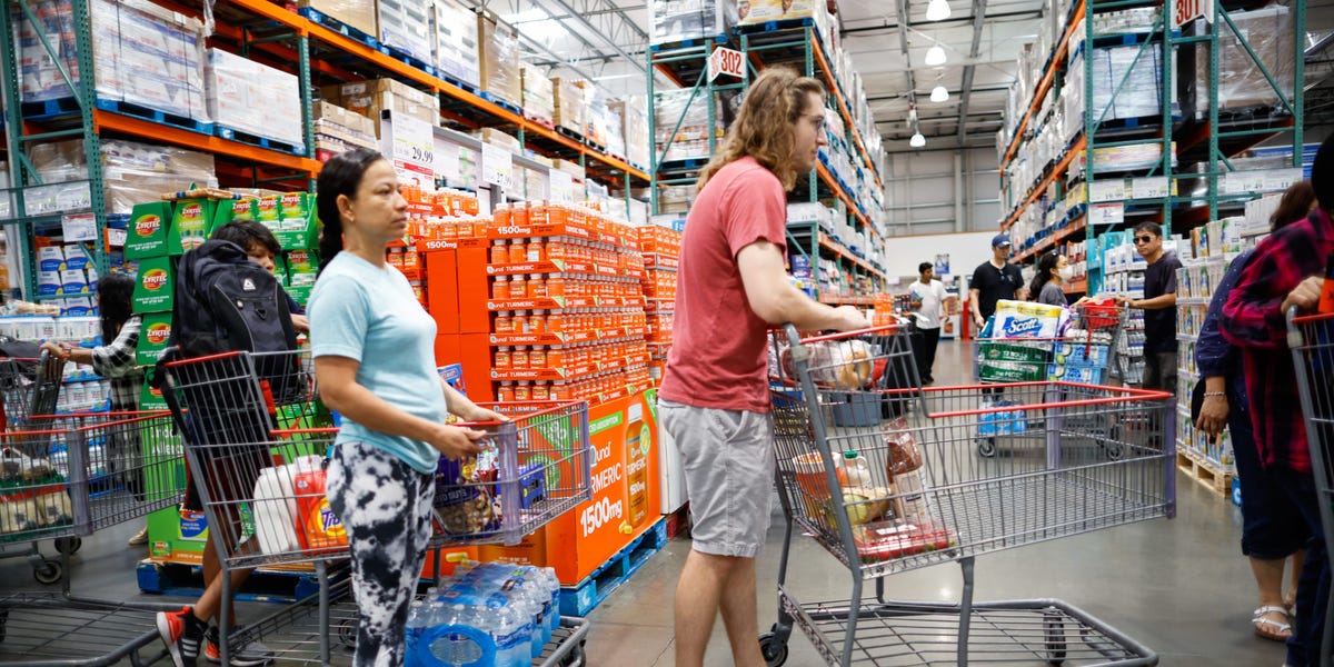 "Recession Worries Prompt Americans to Reevaluate Spending Habits"