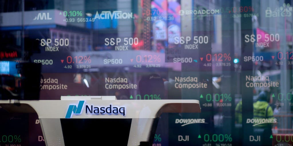 "Analyst Declares End of 'Magnificent Seven' Stock Era, Sparks Concerns Over Future Growth"