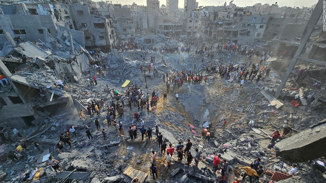 "Israel-Hamas Conflict: Gaza Evacuations and IDF's Response to Palestinian Displacement"