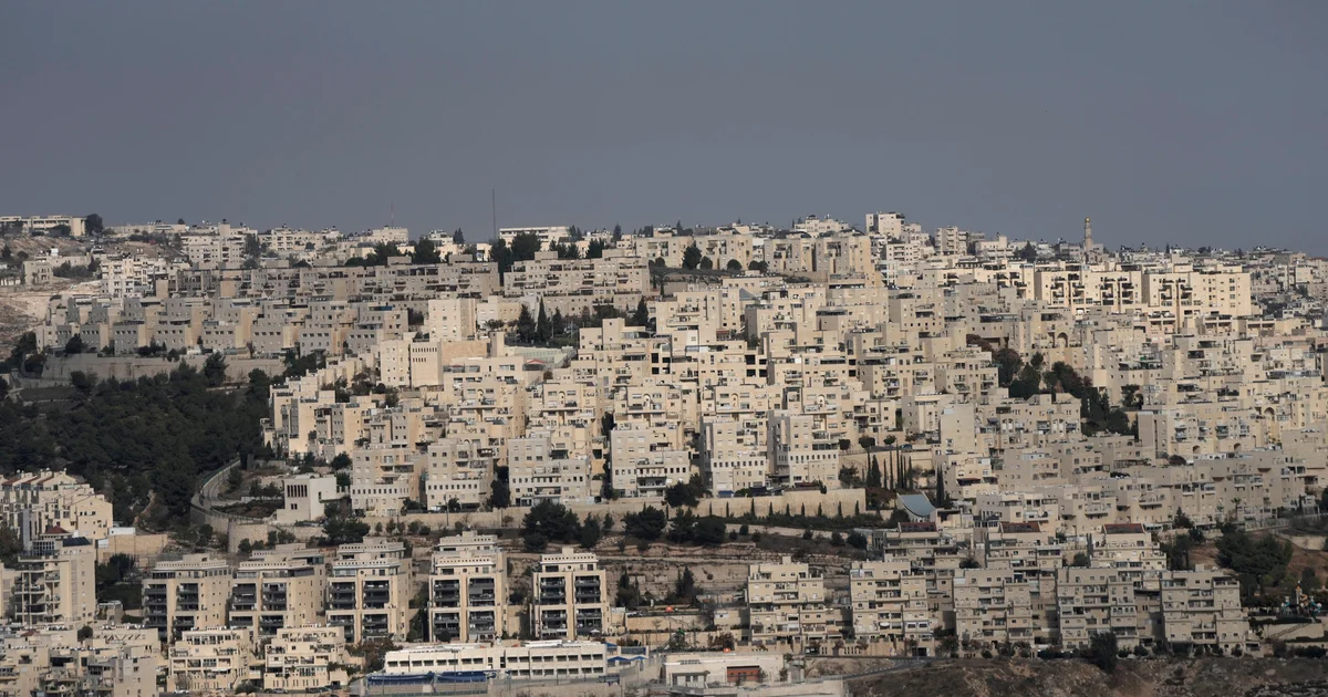 Featured image for Israel approves 19 new settlements and outposts in West Bank