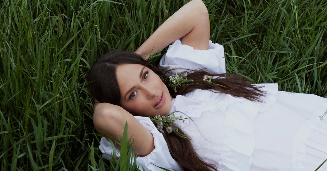 Featured image for "Kacey Musgraves Delves into Introspection and Love on 'Deeper Well'"