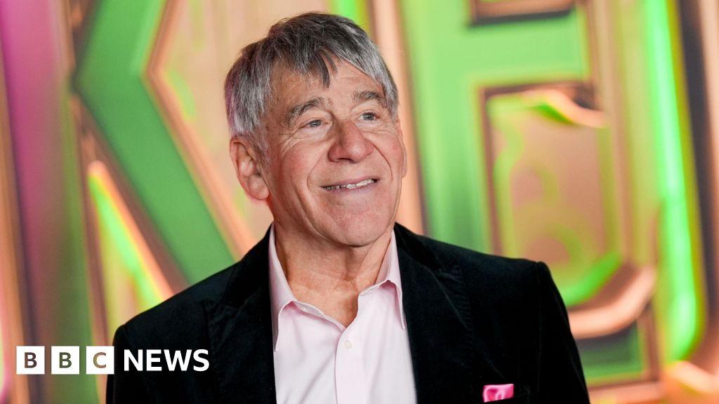 Featured image for Artists Withdraw from Kennedy Center Over Trump Name Controversy