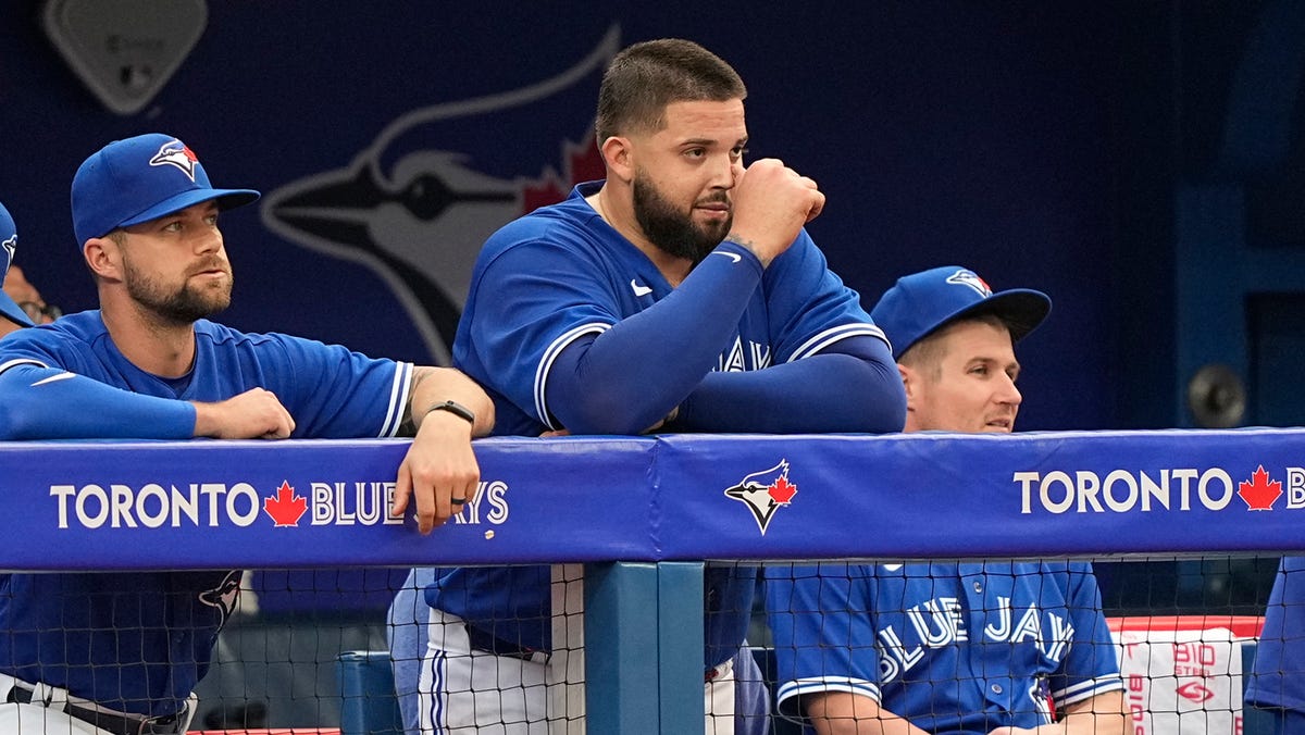 Featured image for Blue Jays demote struggling pitcher Alek Manoah to rookie-level league.