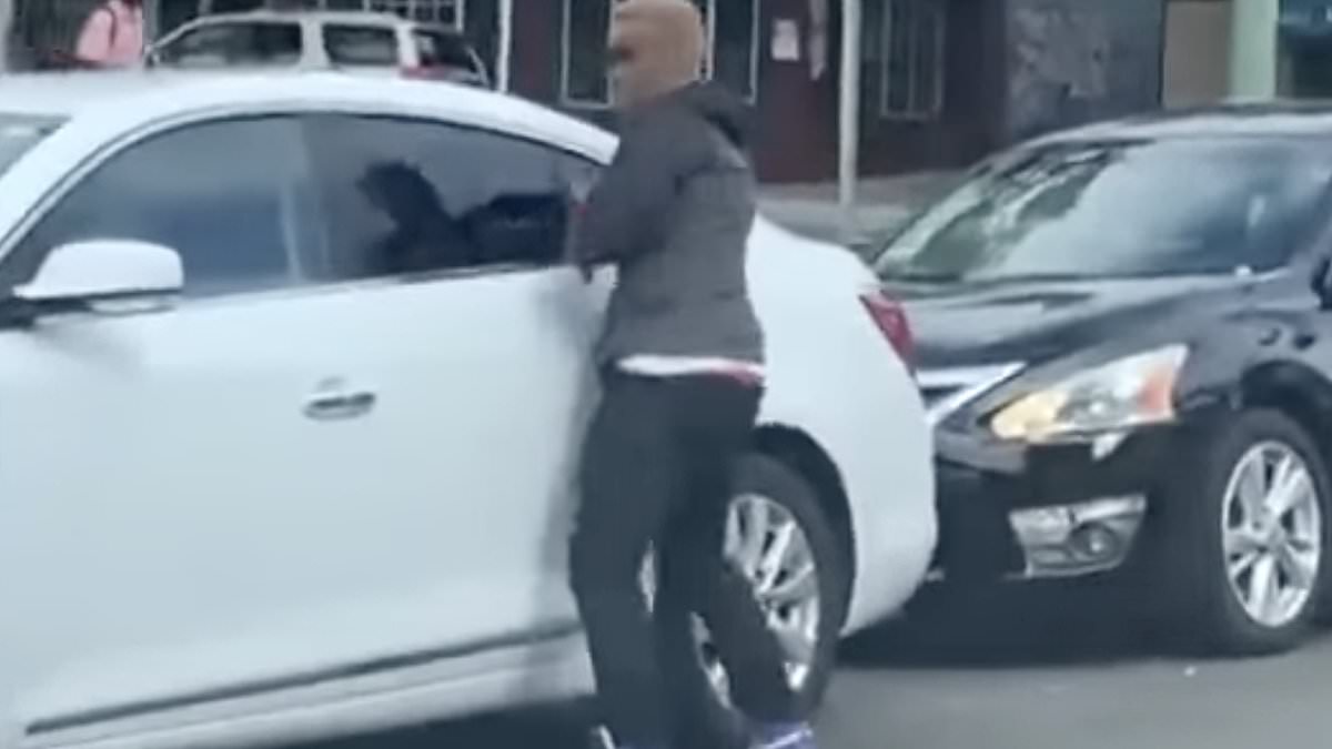 "Oakland's Restaurants Suffer as Diners Flee Mid-Meal Due to Car Troubles"