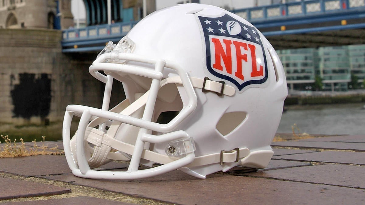Featured image for "NFL Announces Expansion of Uniform Policy to Include Third Helmet Option for All Teams by 2025"